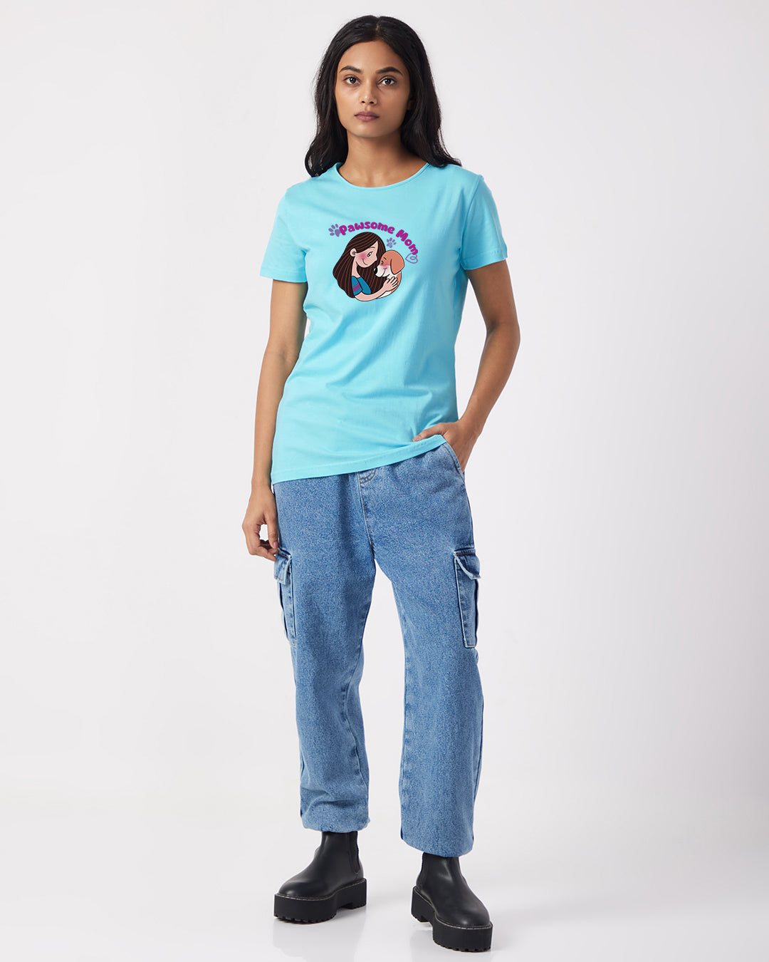 Pawsome Mom - Classic Fit